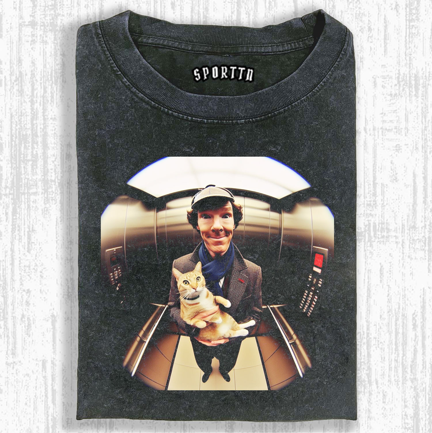 BC SHERLOCK HOLMES WITH A CAT T-SHIRT