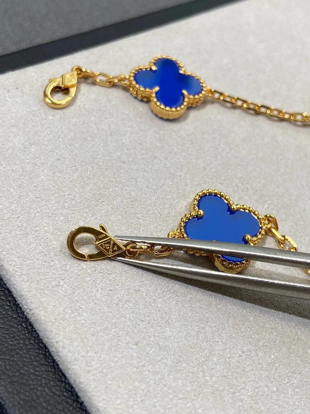 VCA Blue Agate Vintage Alhambra Bracelet 5 Motifs - Original Replica Club