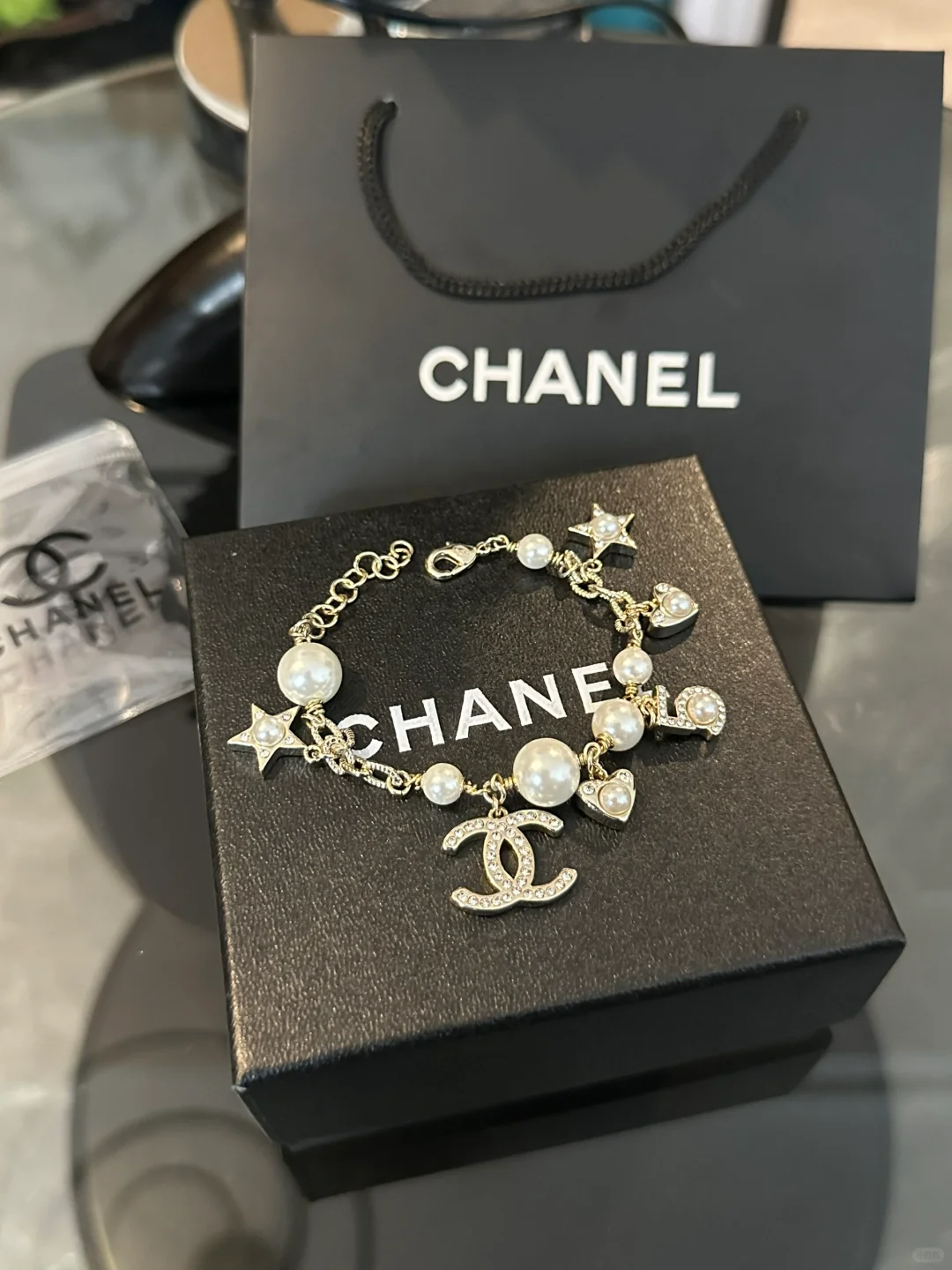 Chanel Heart Star NO.5 Pearl Bracelet - Original Replica Club