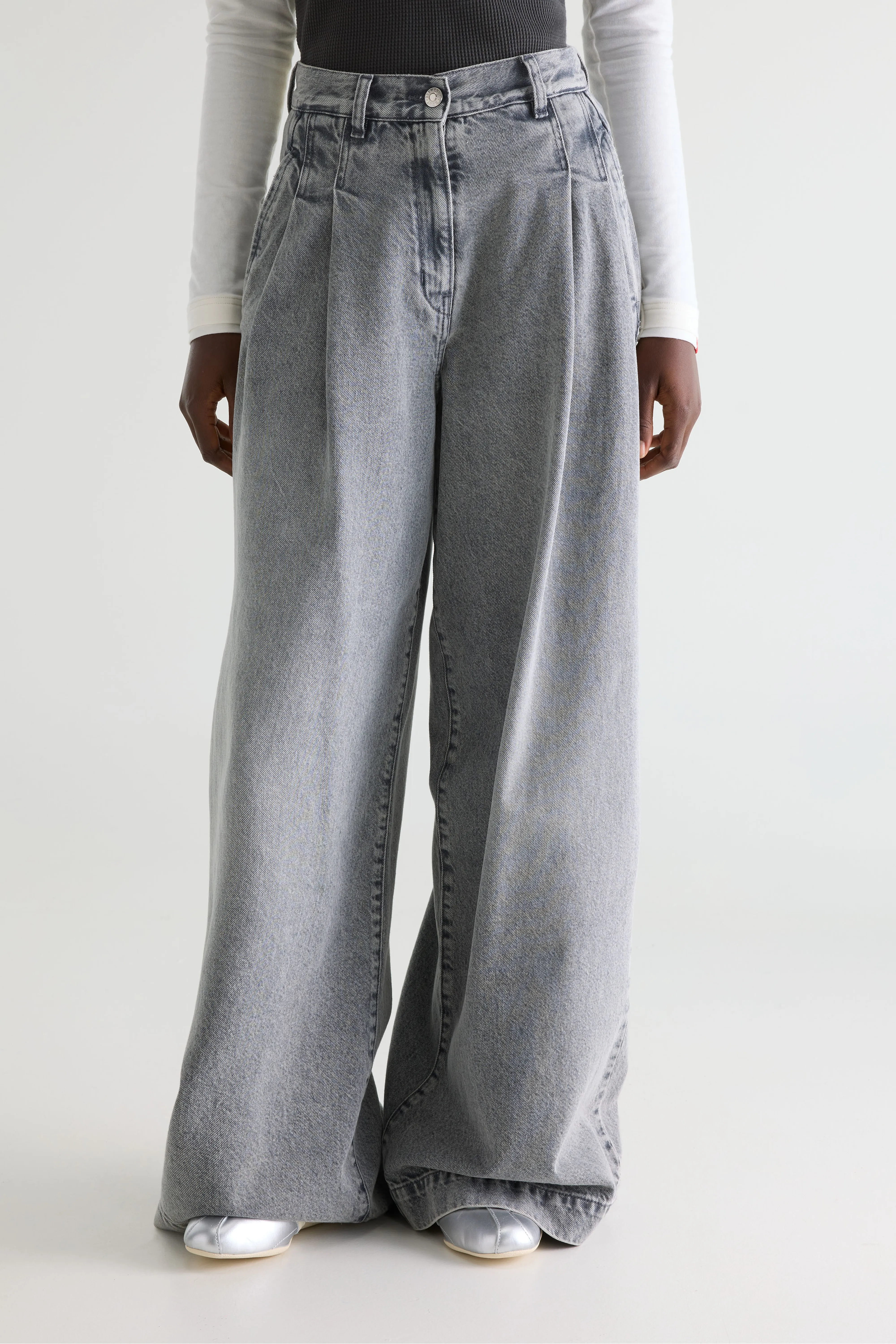 Bellerose Denim N. 74 - super-wide jeans (261 / W / USED GREY)