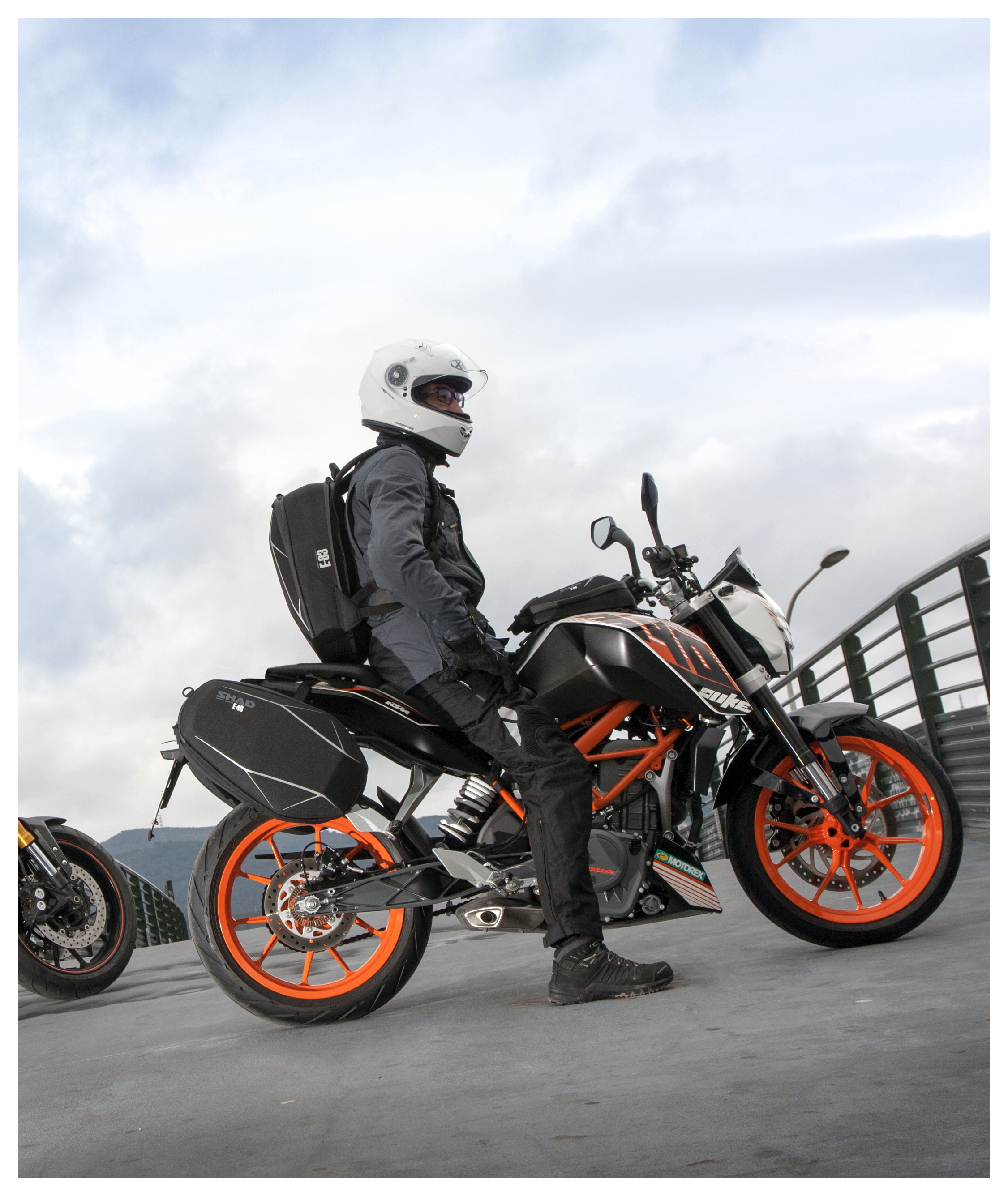 SportsBikeShop Shad E48 Semi Rigid Saddlebags