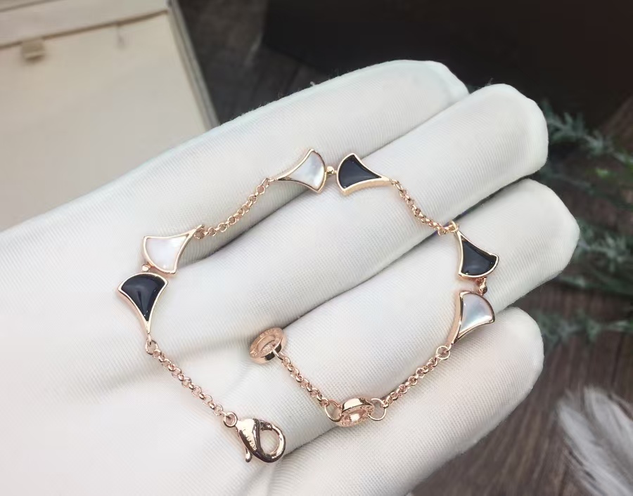 Bvlgari Divas' Dream Bracelet - Original Replica Club