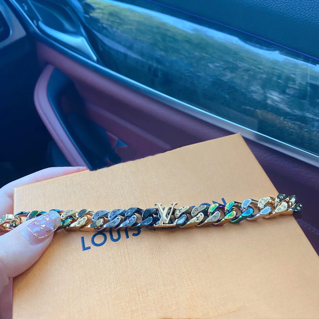 Louis Vuitton Flat Cuban Chain Bracelet - Original Replica Club