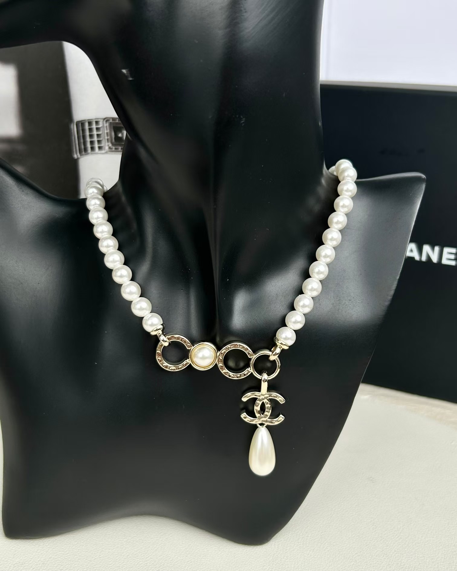 Chanel Teardrop Pearl Pendant Pearl Necklace - Original Replica Club