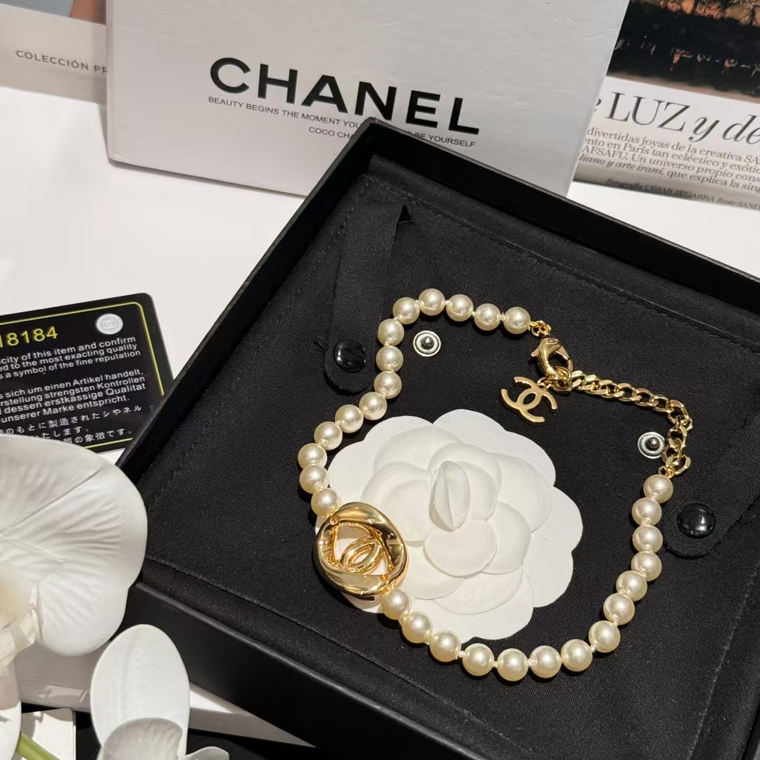 Chanel Round Double C Pendant Pearl Choker Necklace - Original Replica Club