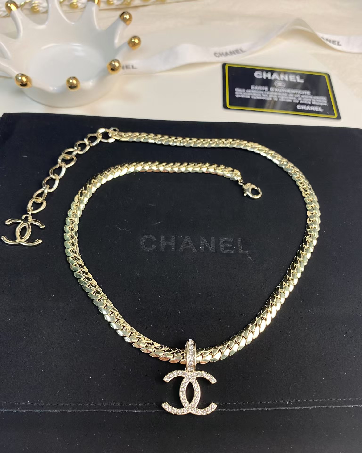Chanel Chunky Flat Cuban Chain Necklace - Original Replica Club