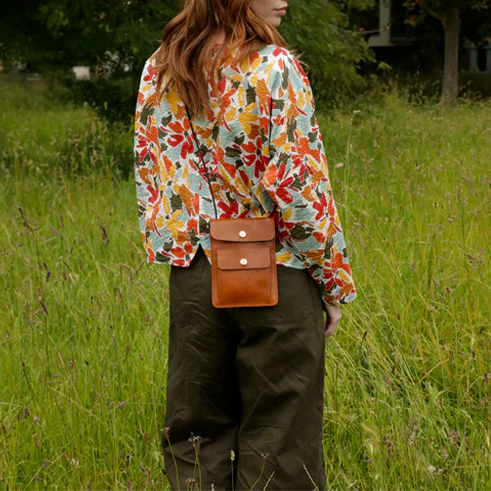 Kate Sheridan - Sac Scout - Ochre