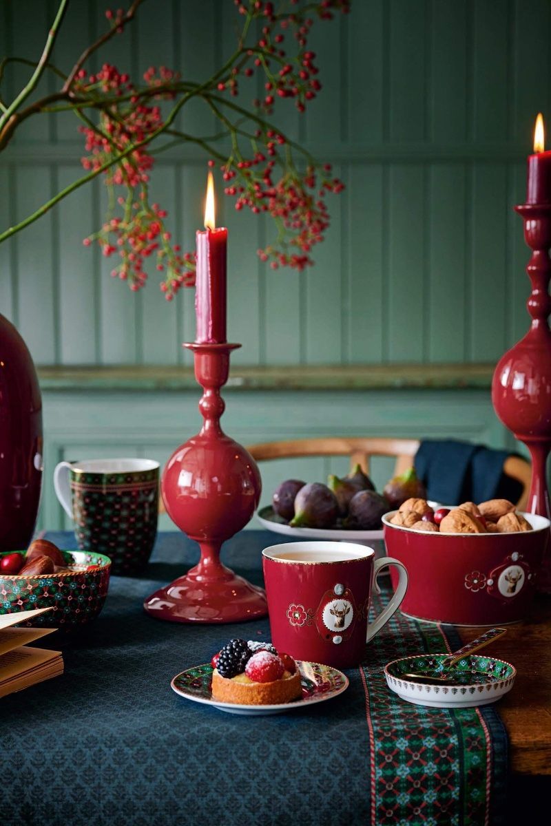 Candle Holder Metal Sphere Dark Red 24cm