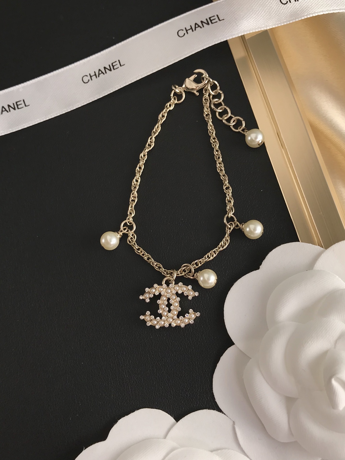 Chanel Pearls CC Charm Chain Bracelet - Original Replica Club