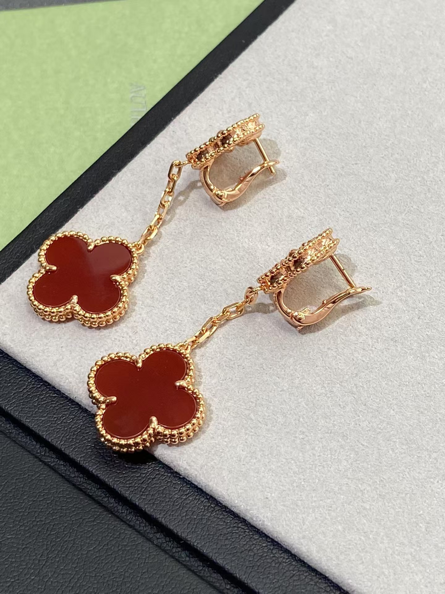 VCA Magic Alhambra Earrings, 2 Motifs - Original Replica Club
