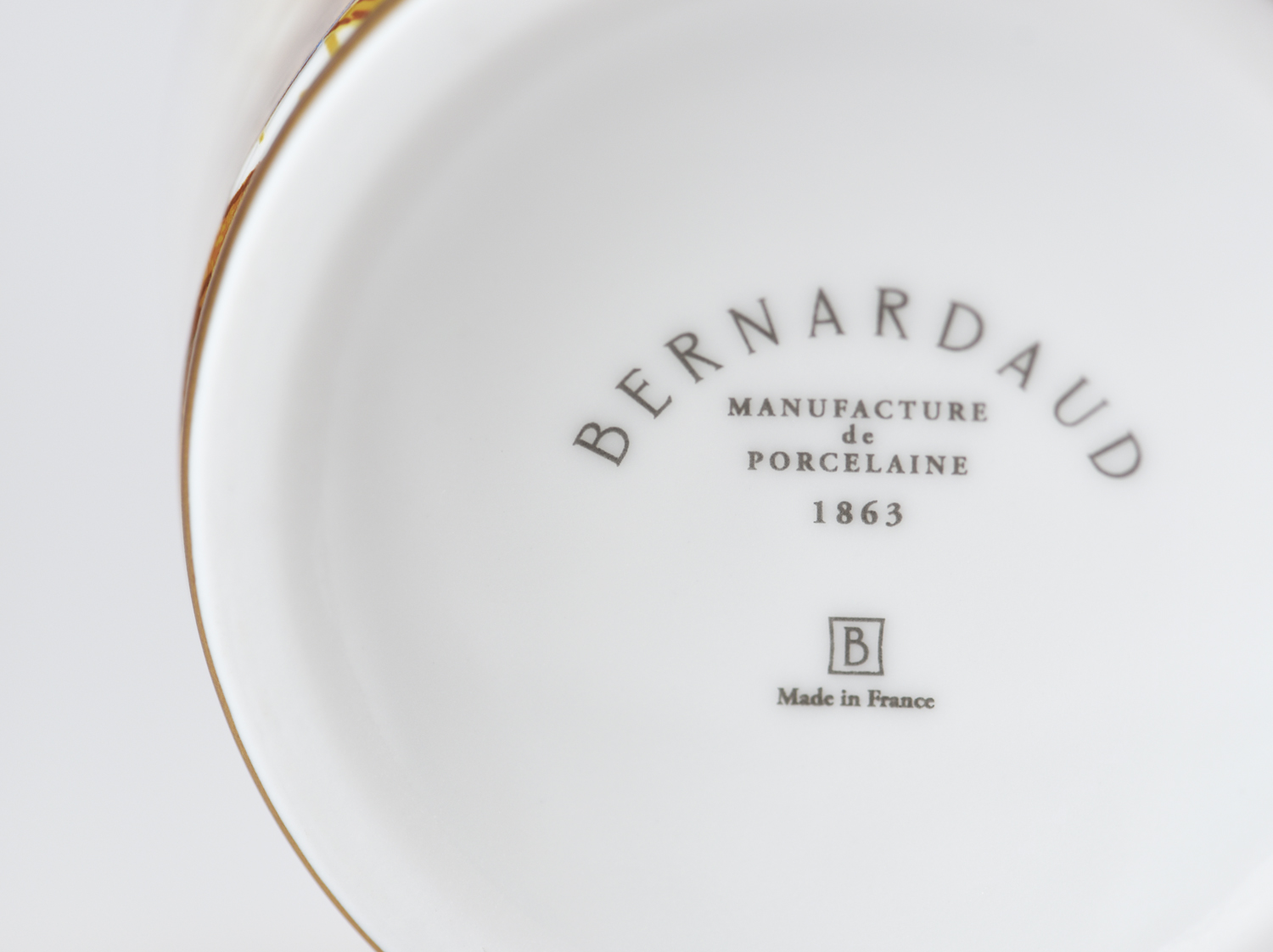 Pot à bougie 15 cm + bougie parfumée « Thé Royal » 950g