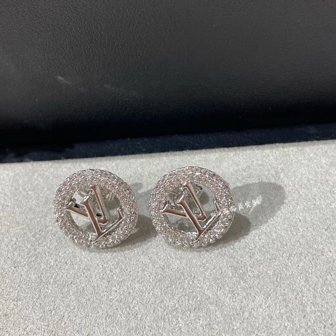 Louis Vuitton Diamond Paved Round Stud Earrings - Original Replica Club