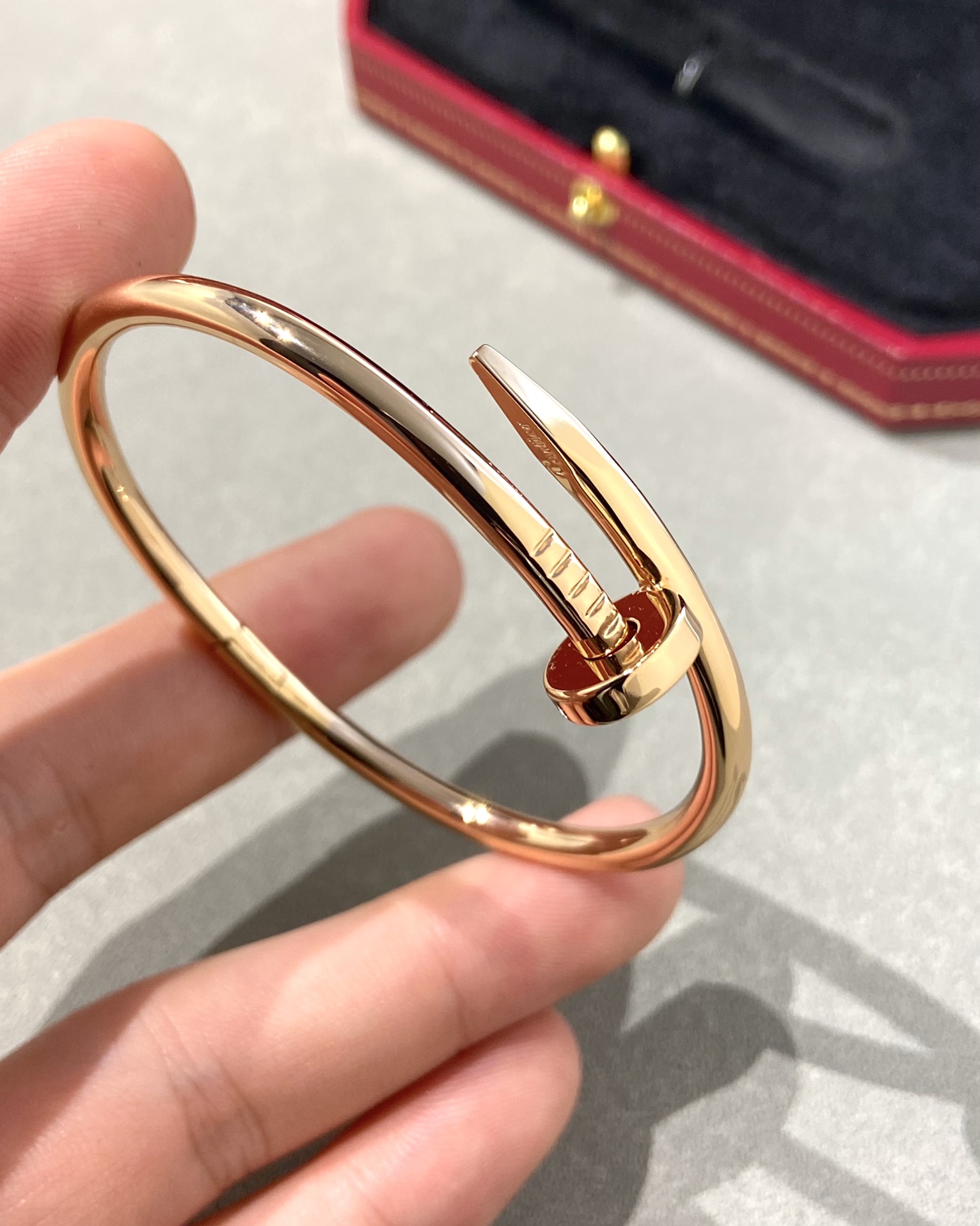 Cartier Smooth Juste un Clou Nail Bracelet - Original Replica Club