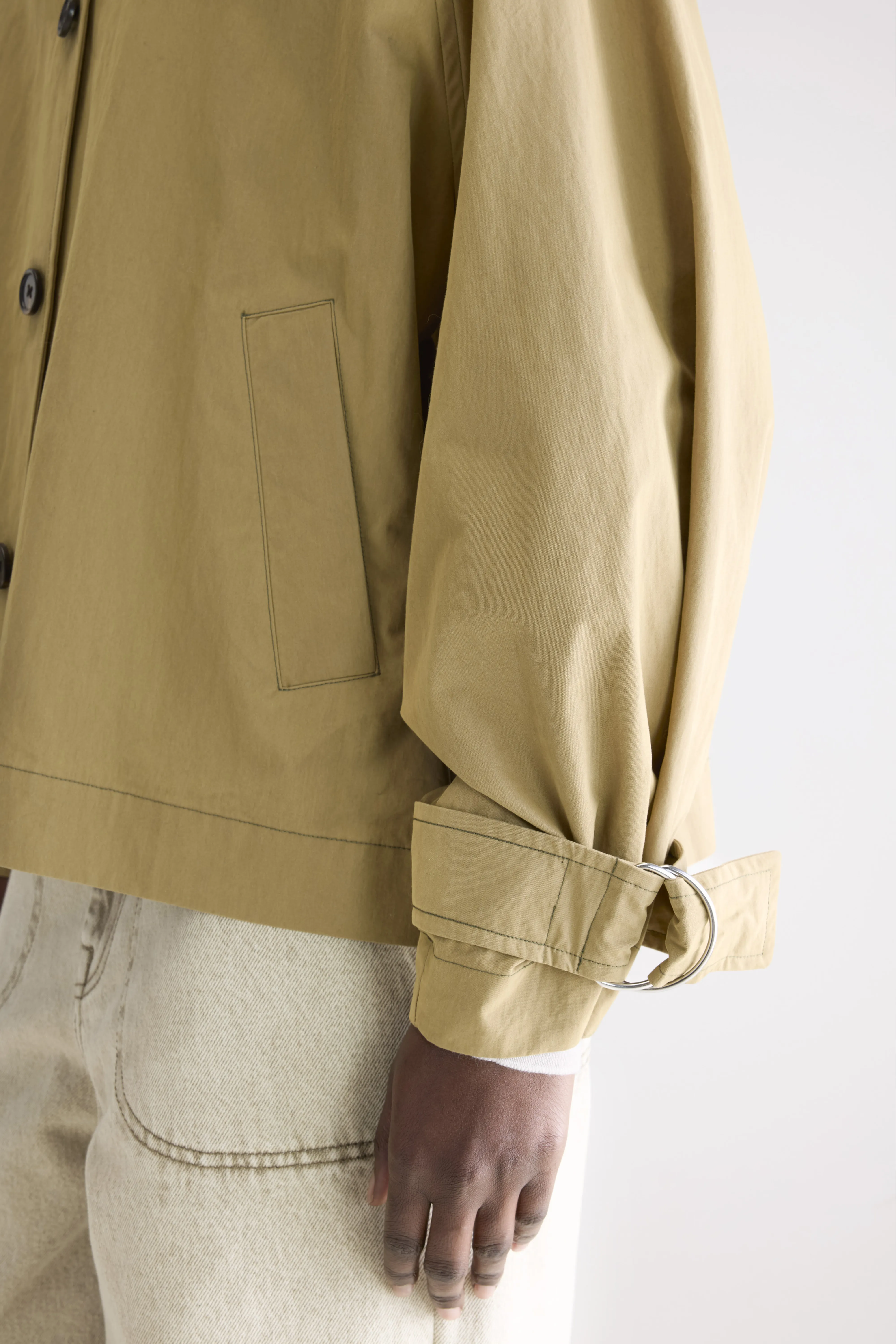 Bellerose Hubble light brown trench (252 / W / SOIL)