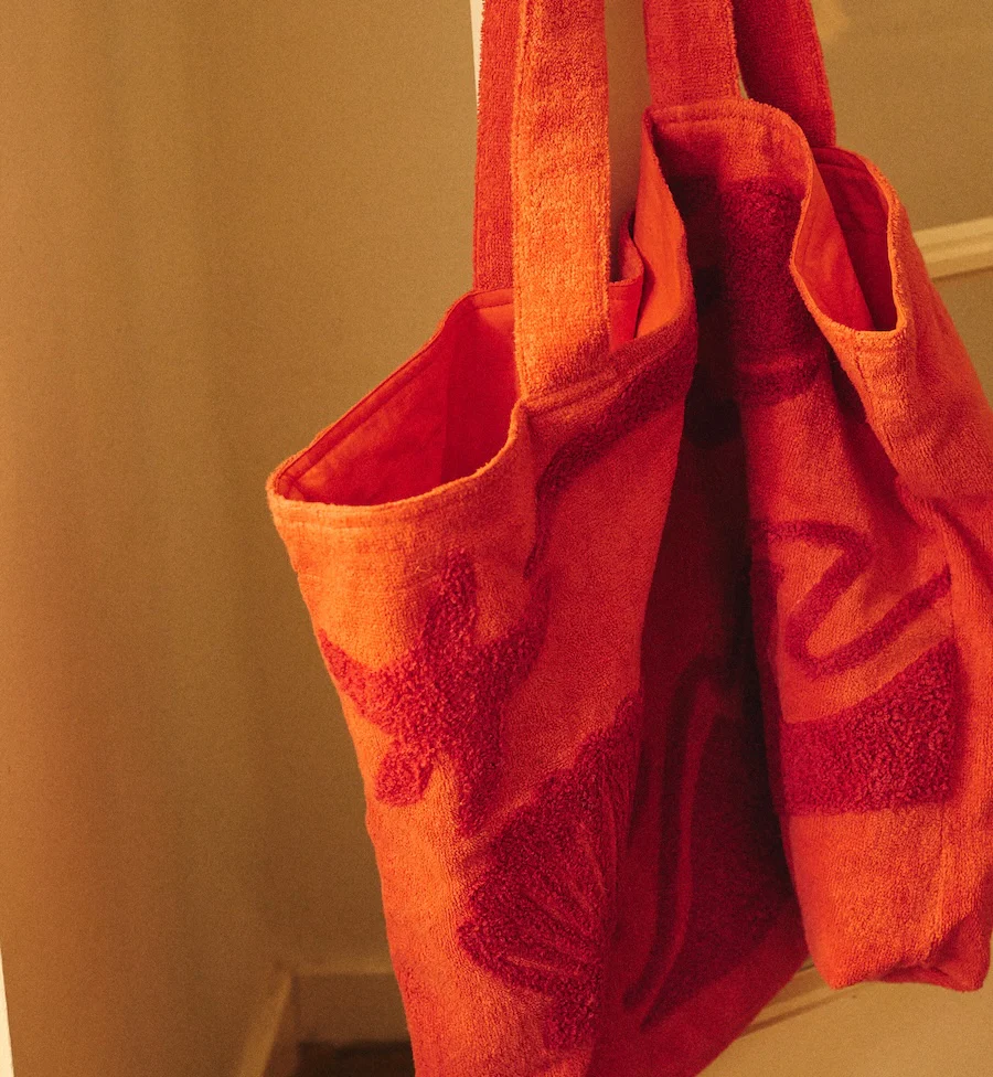 Clay Sole Mare Tote Bag