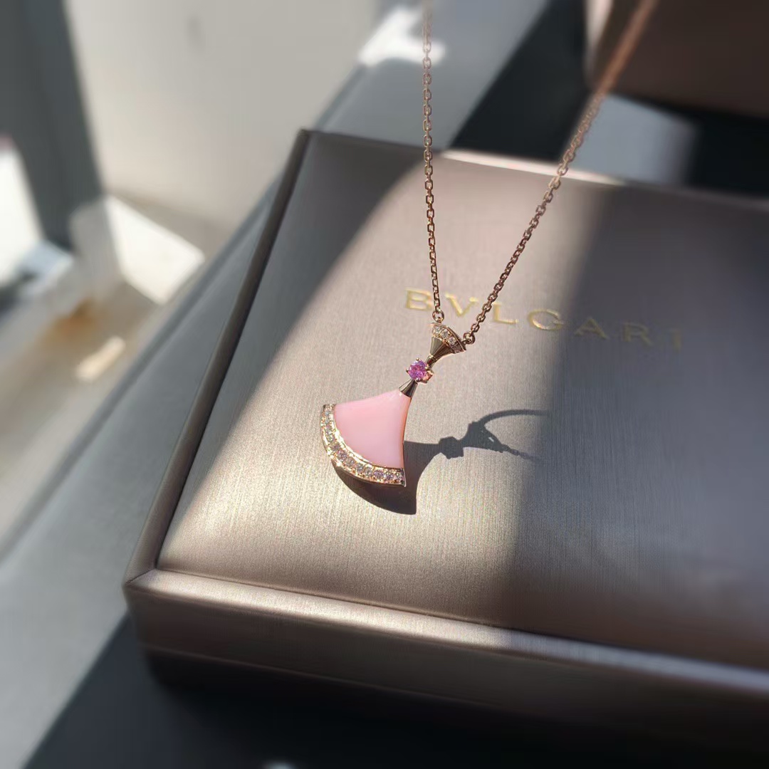 Bvlgari Divas' Dream Necklace - Pink - Original Replica Club