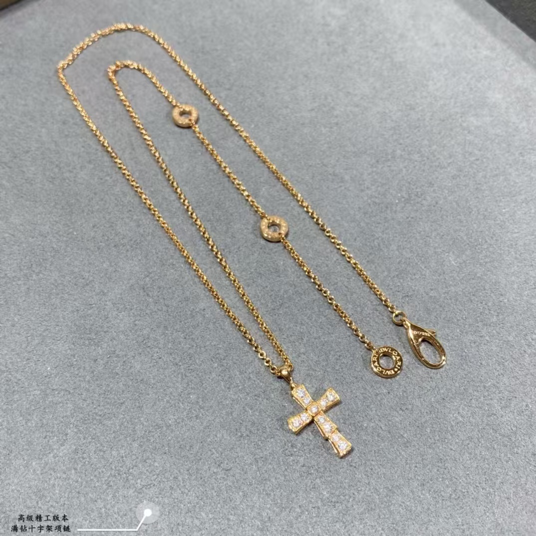 Bvlgari Cross Croce Pendant Necklace - Original Replica Club