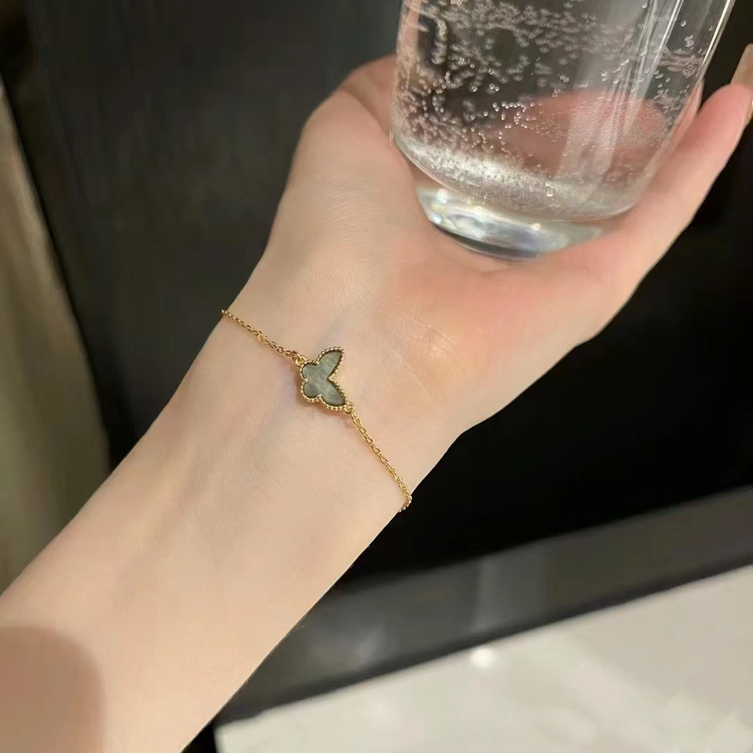 VCA Sweet Heart Butterfly Alhambra Bracelet 1 Motif - Original Replica Club