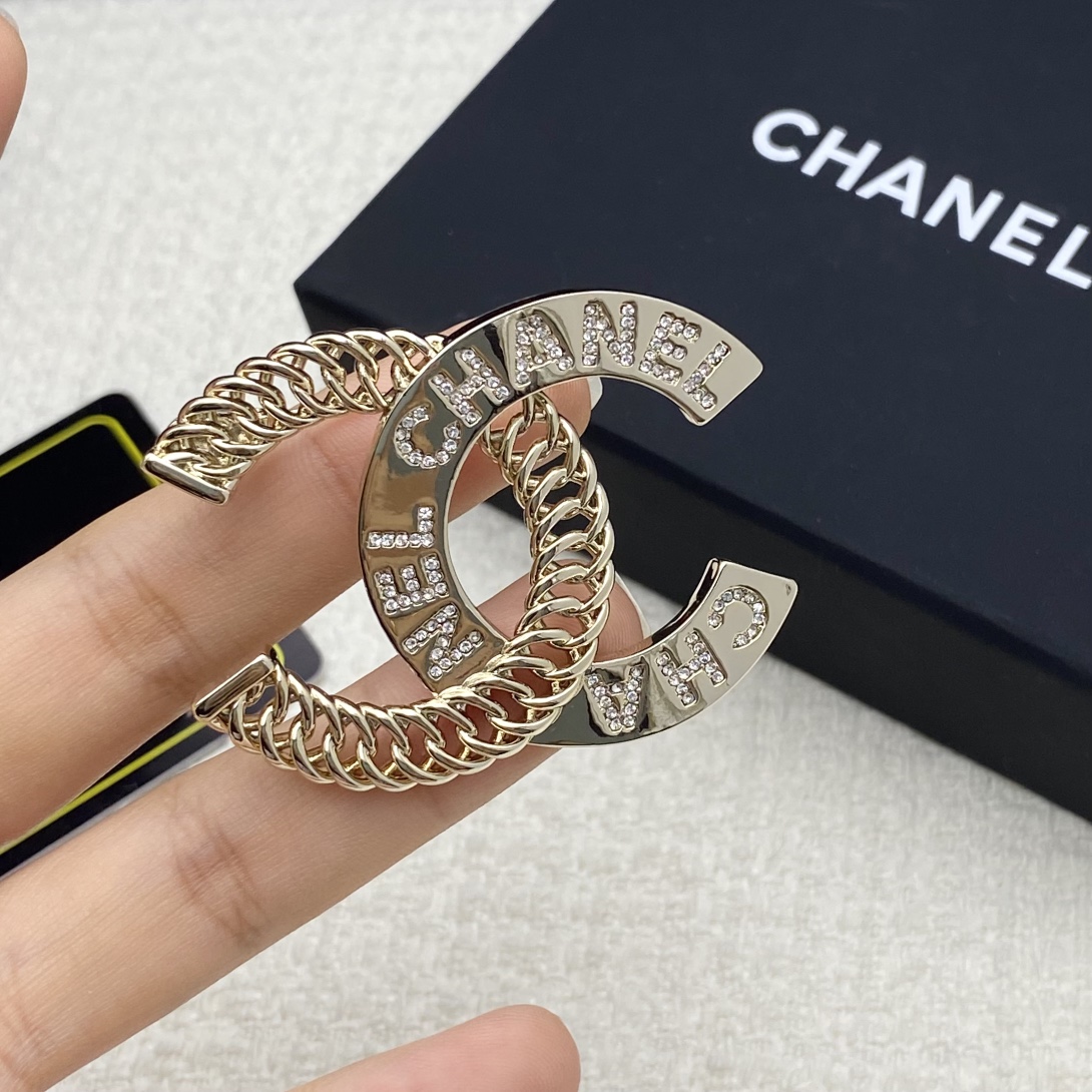 Chanel Light Gold Twist Monogram CC Brooch - Original Replica Club