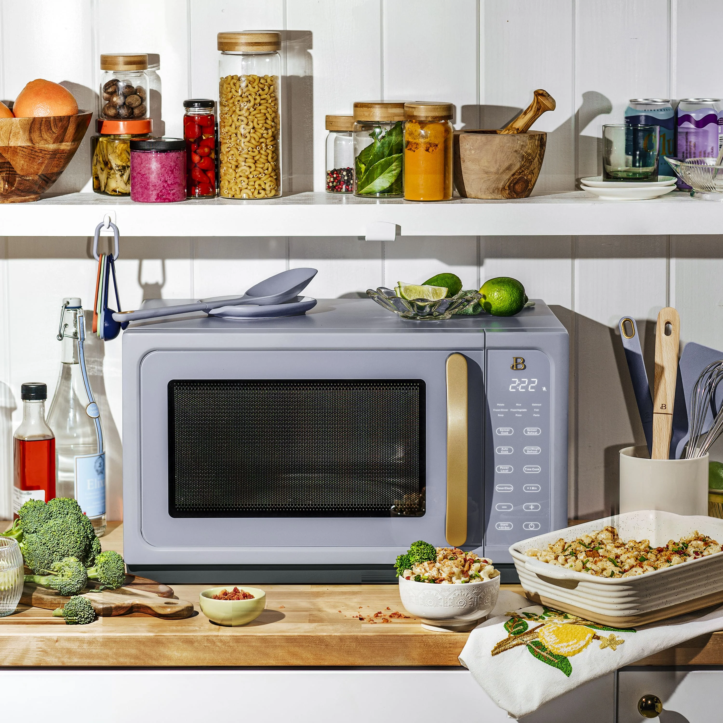 Beautiful 1.1 Cu ft 1000 Watt, Sensor Microwave Oven, White Icing by Drew Barrymore, New - Image 21