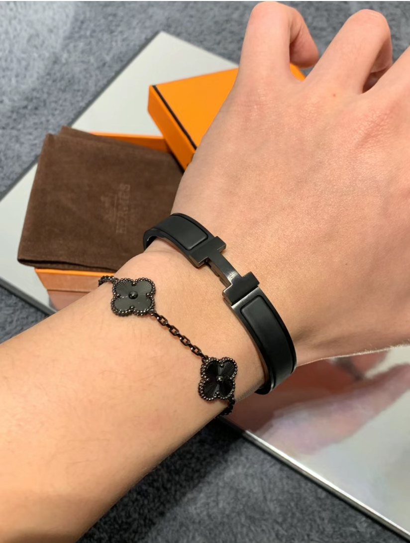 VCA Darth Vader Black Vintage Alhambra 5 Motifs Bracelet - Original Replica Club