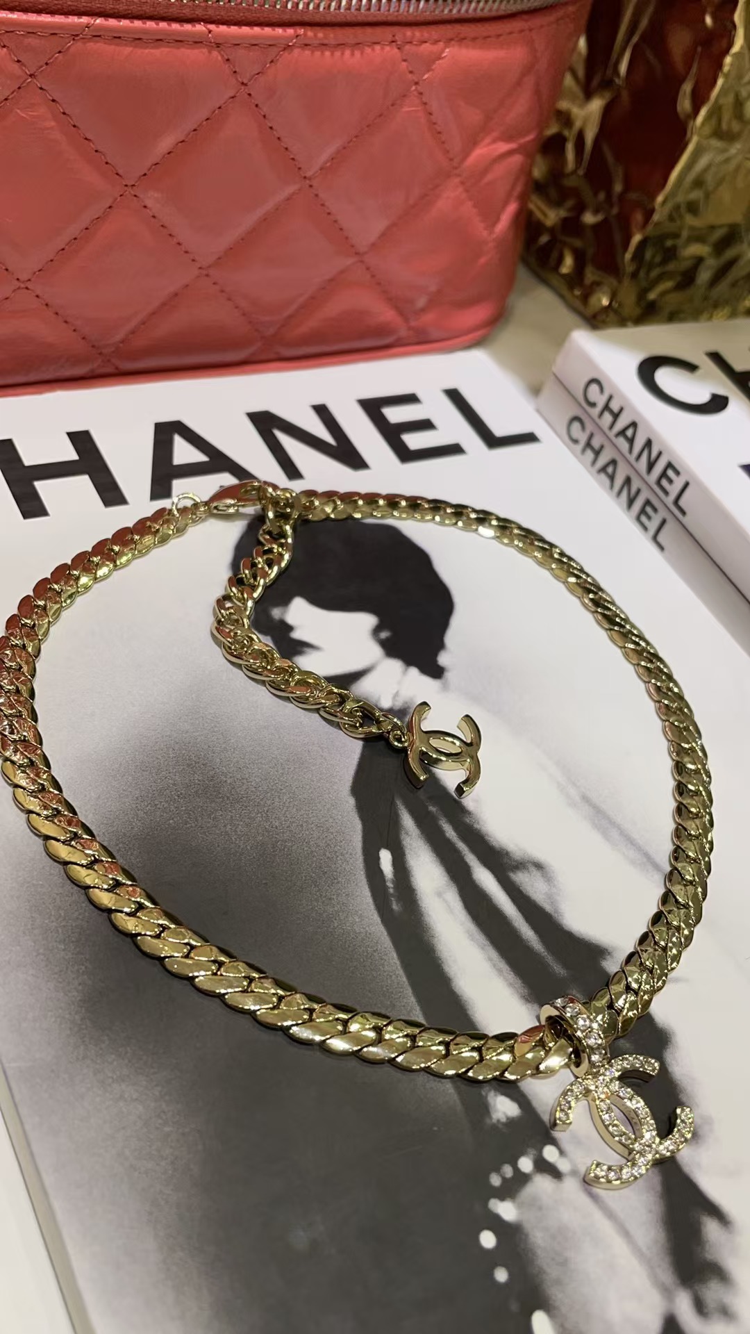 Chanel Chunky Flat Cuban Chain Necklace - Original Replica Club