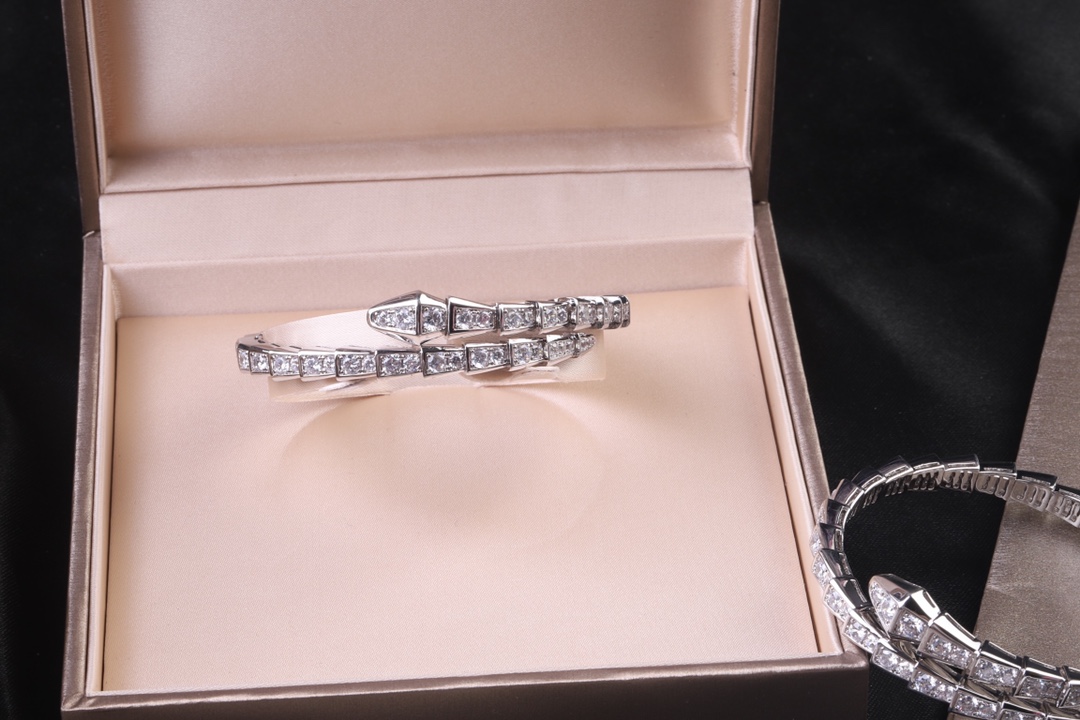 Bvlgari Serpenti Viper Bracelet Diamond Bangle - Original Replica Club