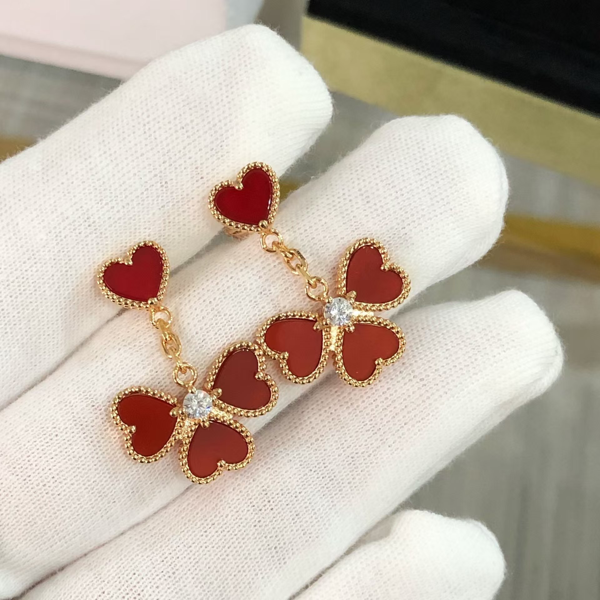 VCA Sweet Hearts Earrings - Original Replica Club
