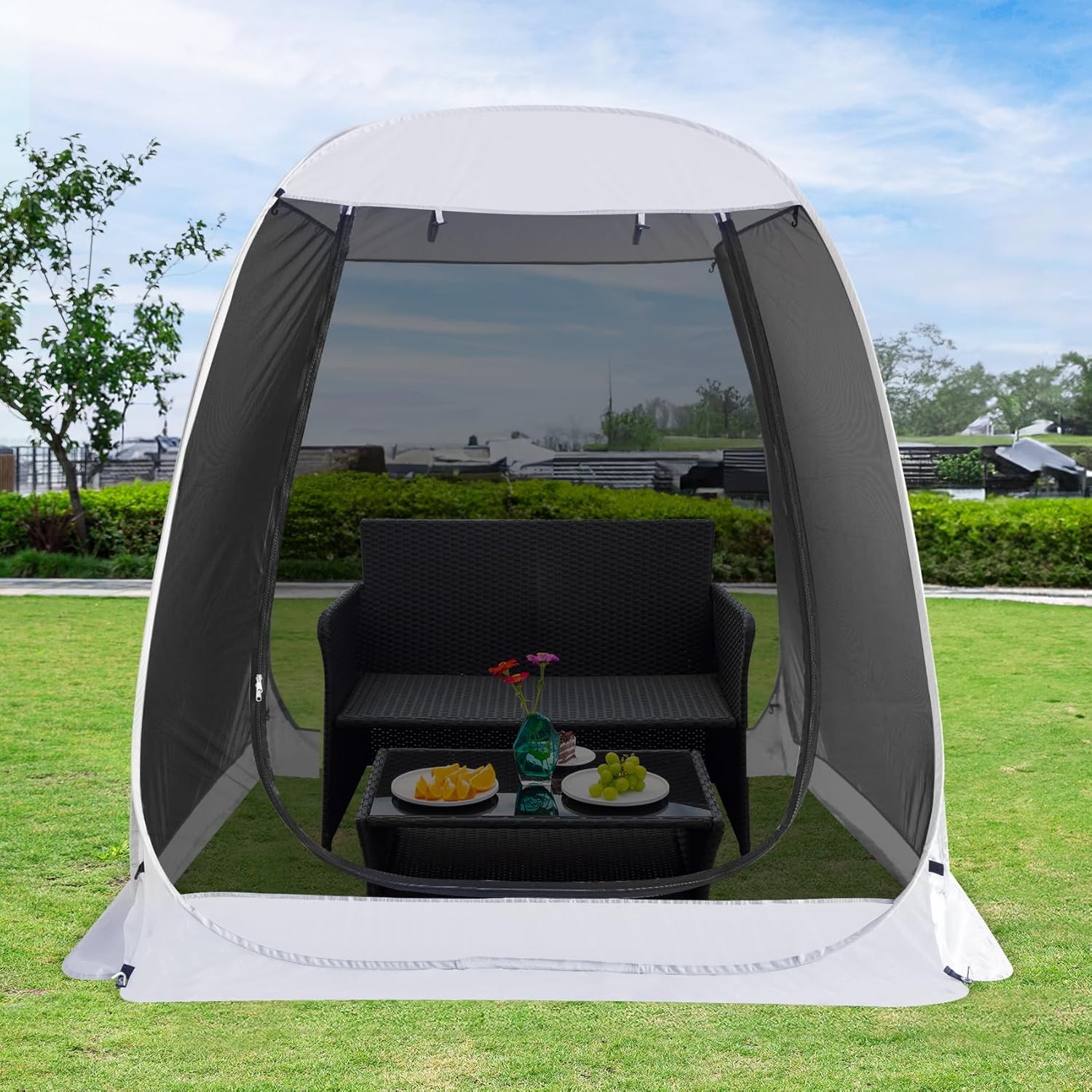 Screen gazebo sleeps 6-10-15 people Igloo-style canopy tent mosquito net on the sides Perfect