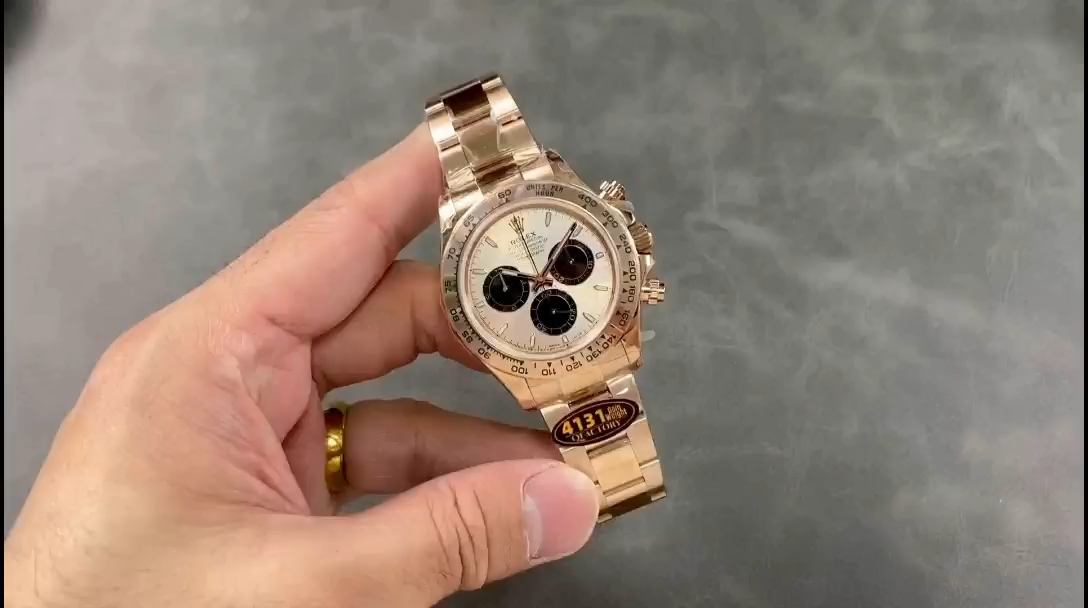 Rolex Cosmograph Daytona 116505 Oyster Bracelet Rose Champagne Dial 40mm Mens Replica Watch