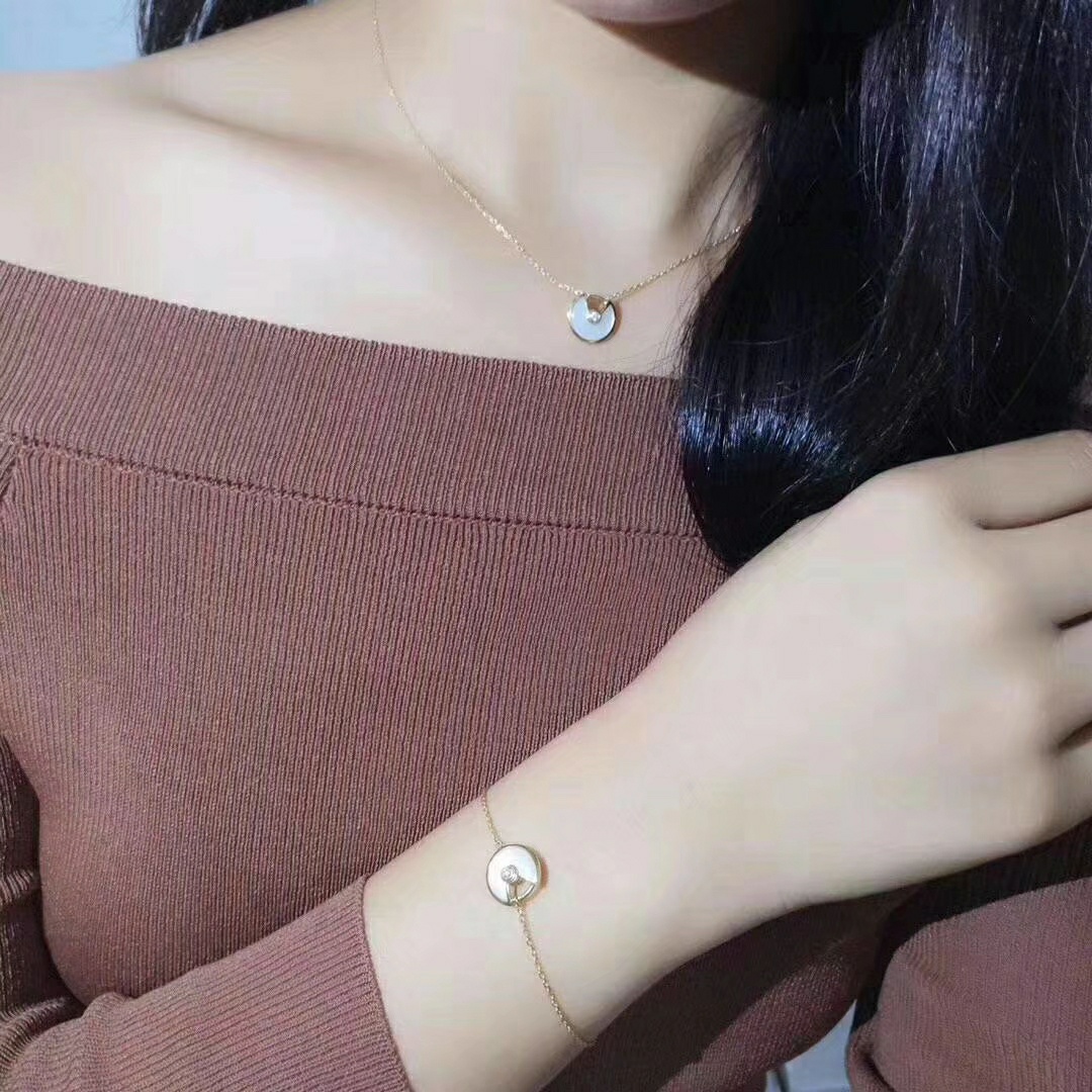 Cartier Amulette de Necklace Earring Bracelet - Original Replica Club