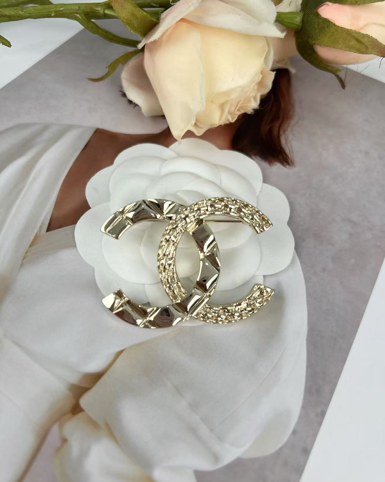 Chanel Light Gold Classic CC Brooch - Original Replica Club