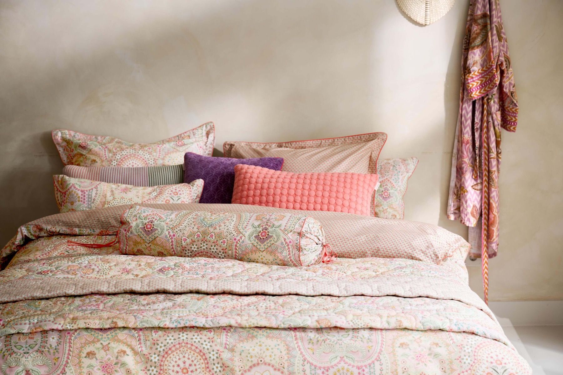 Quilt Jabali Flower Coral