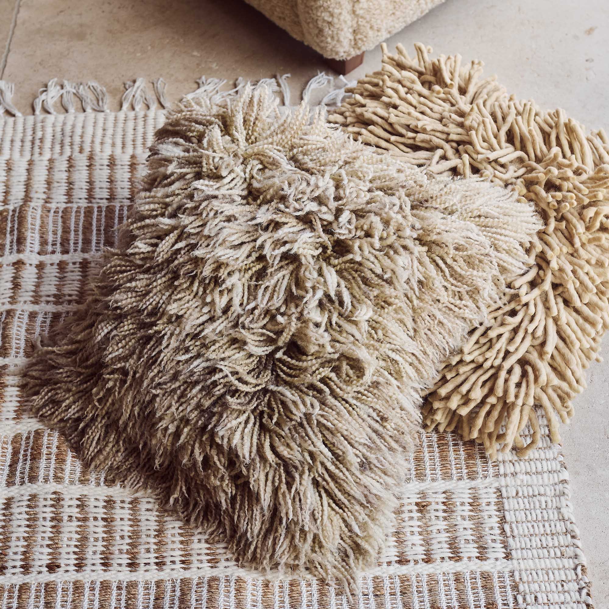 Barmount Textured Cushion, Natural
