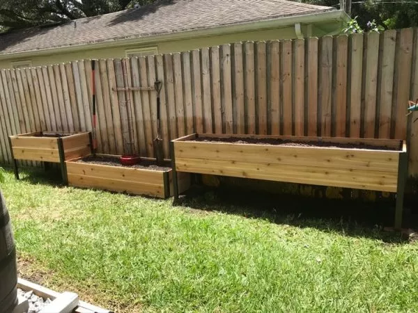 AnkerfieldSelf-Watering Eco-Stained Elevated Planter Box