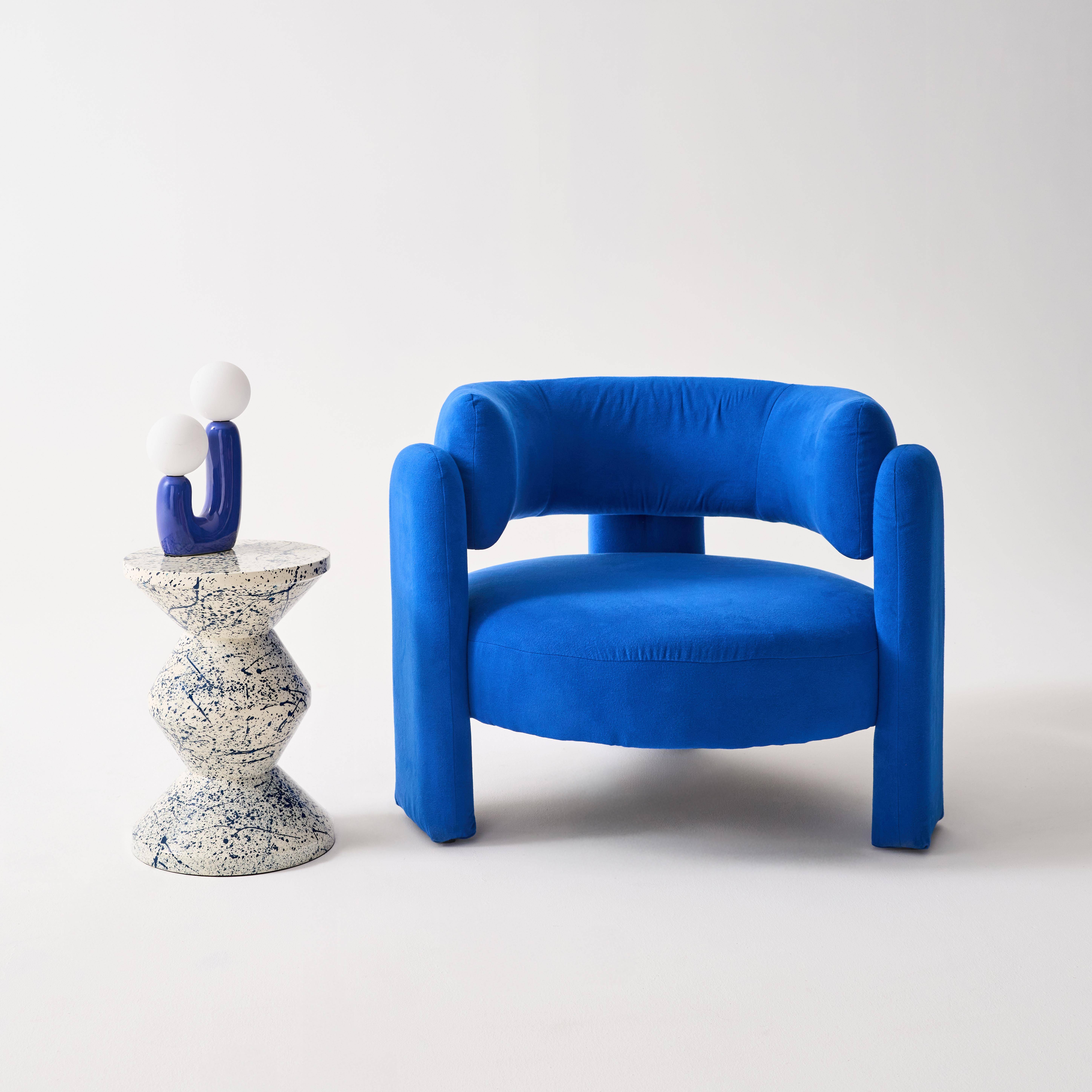 Zina - Mesa auxiliar, mesita de noche de acero esmaltado, diseño moteado
