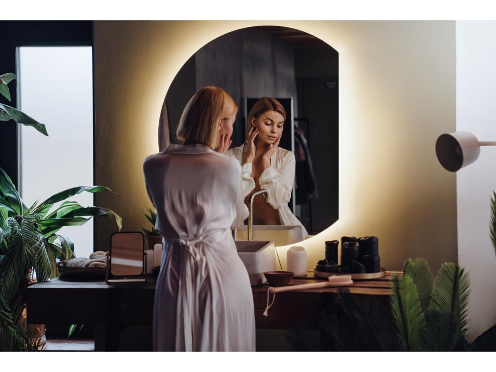 Espejo LED de Corte Redondo, Espejo LED Iluminado para Maquillaje y Rostro - 70 cm - Luz Neutra