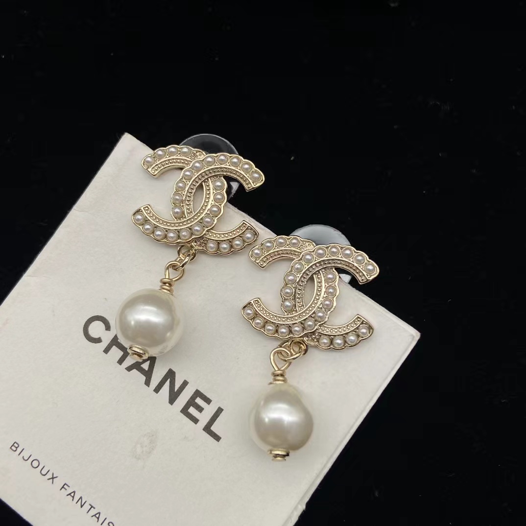 Chanel Pearl Drop Earrings - Original Replica Club