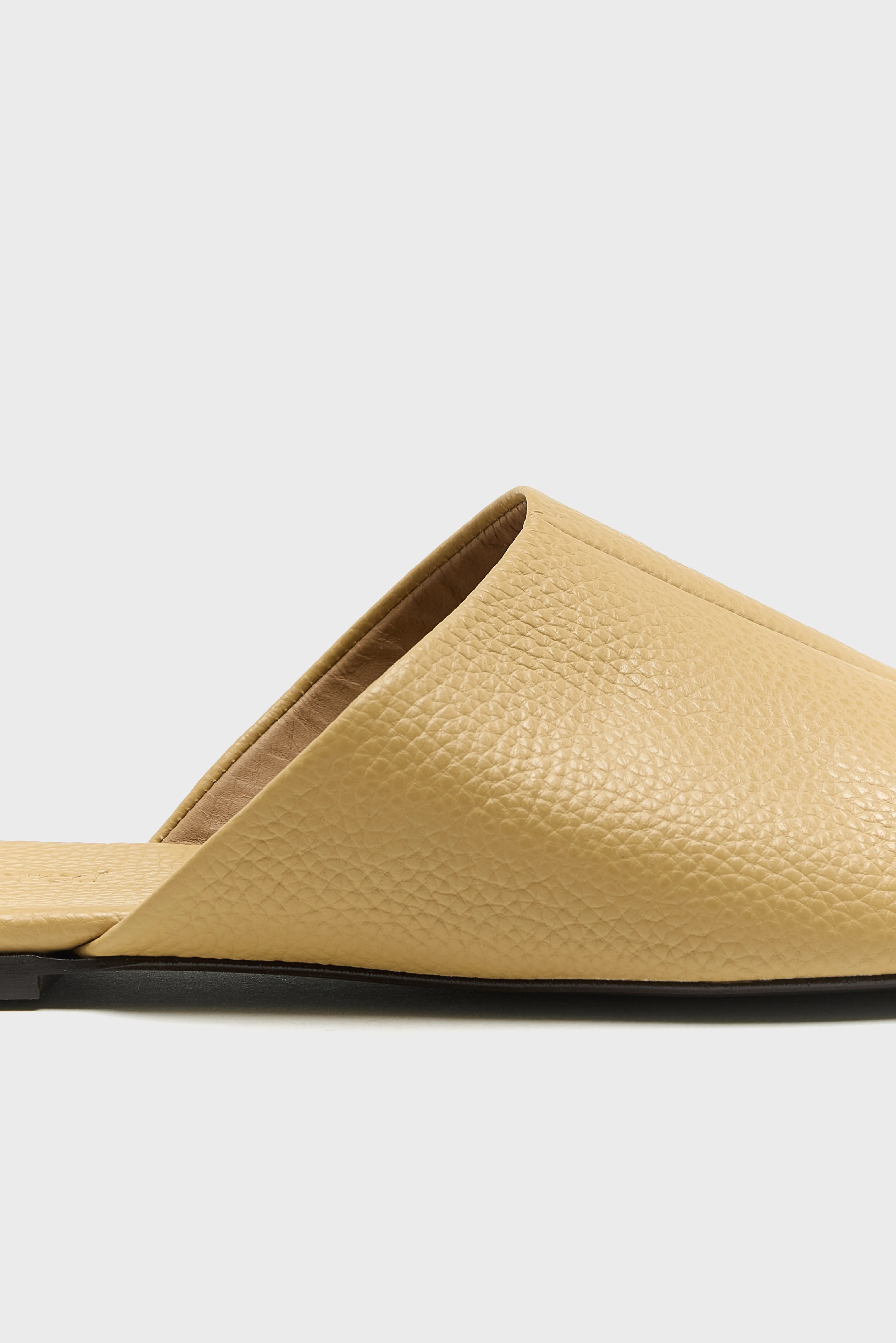Bellerose Maurine Mules  (261 / W / BISCOTTI)