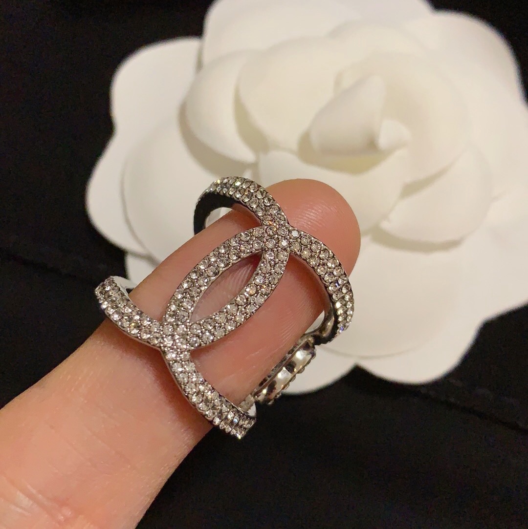 Chanel Hollow Infinite Ring - Original Replica Club