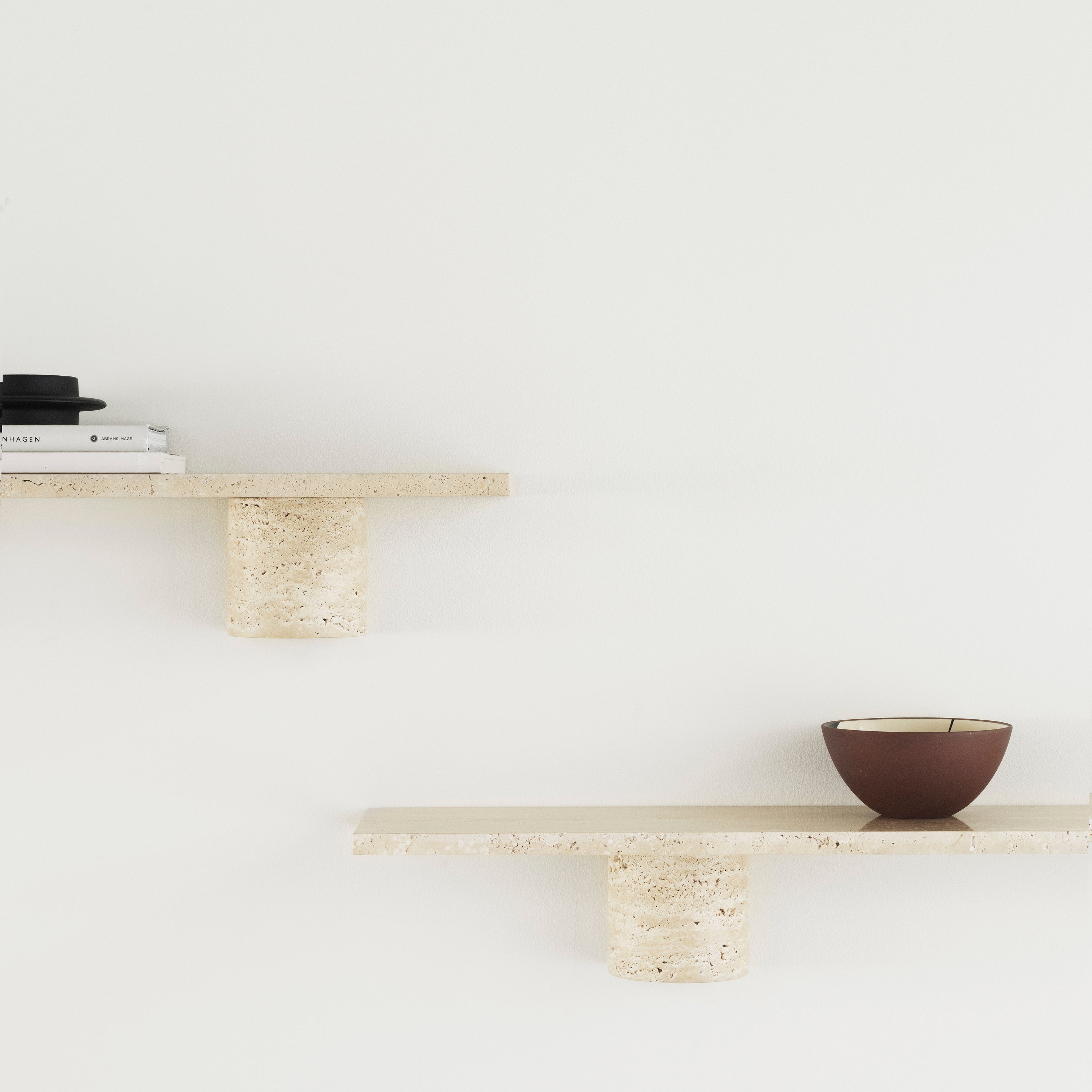 Normann Copenhagen Sten Wandplank B 80 cm - Travertin