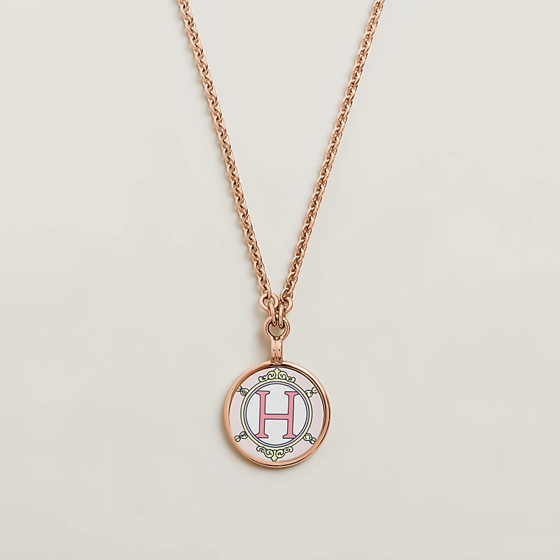 Replicate Medaille Blason necklace, small model(1:1 replica) - Original Replica Club