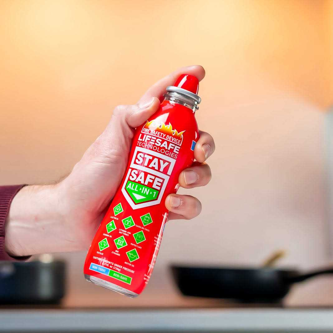 LifeSafe Technologies StaySafe All-in-1 Fire Extinguisher - Image 4 LifeSafe Technologies StaySafe All-in-1 Fire Extinguisher - Image 4