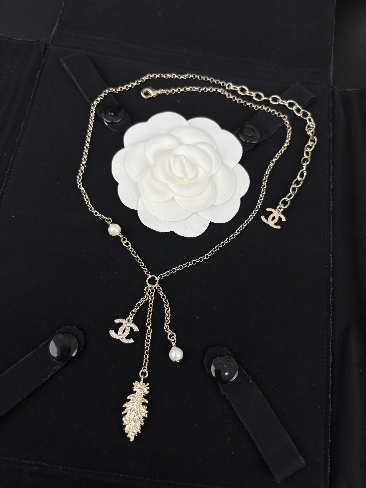 Chanel Feather Ear of Wheat Pearl Necklace - Original Replica Club