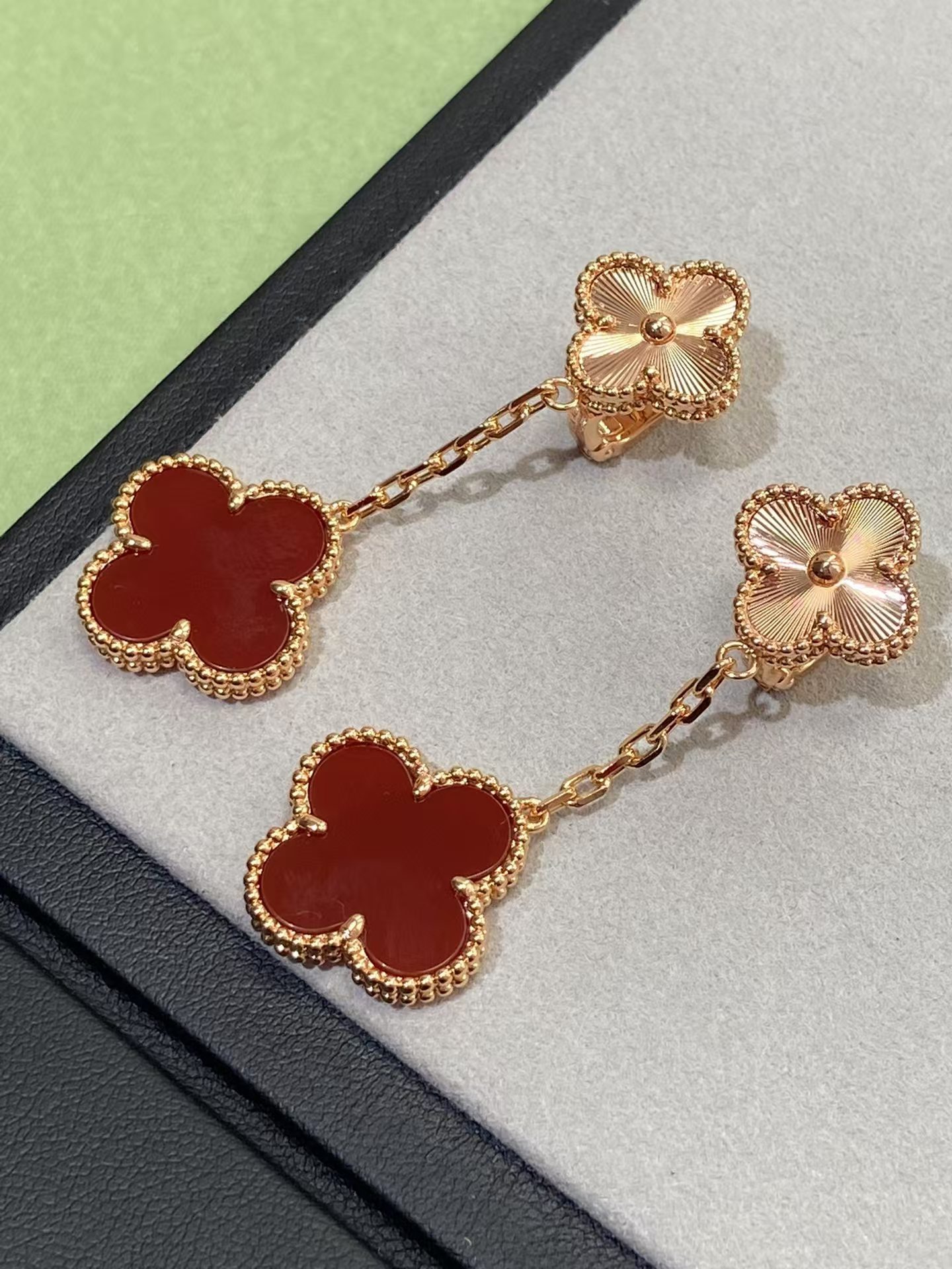 VCA Magic Alhambra Earrings, 2 Motifs - Original Replica Club