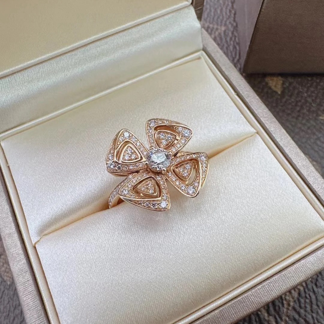 Bvlgari Fiorever Ring - Original Replica Club