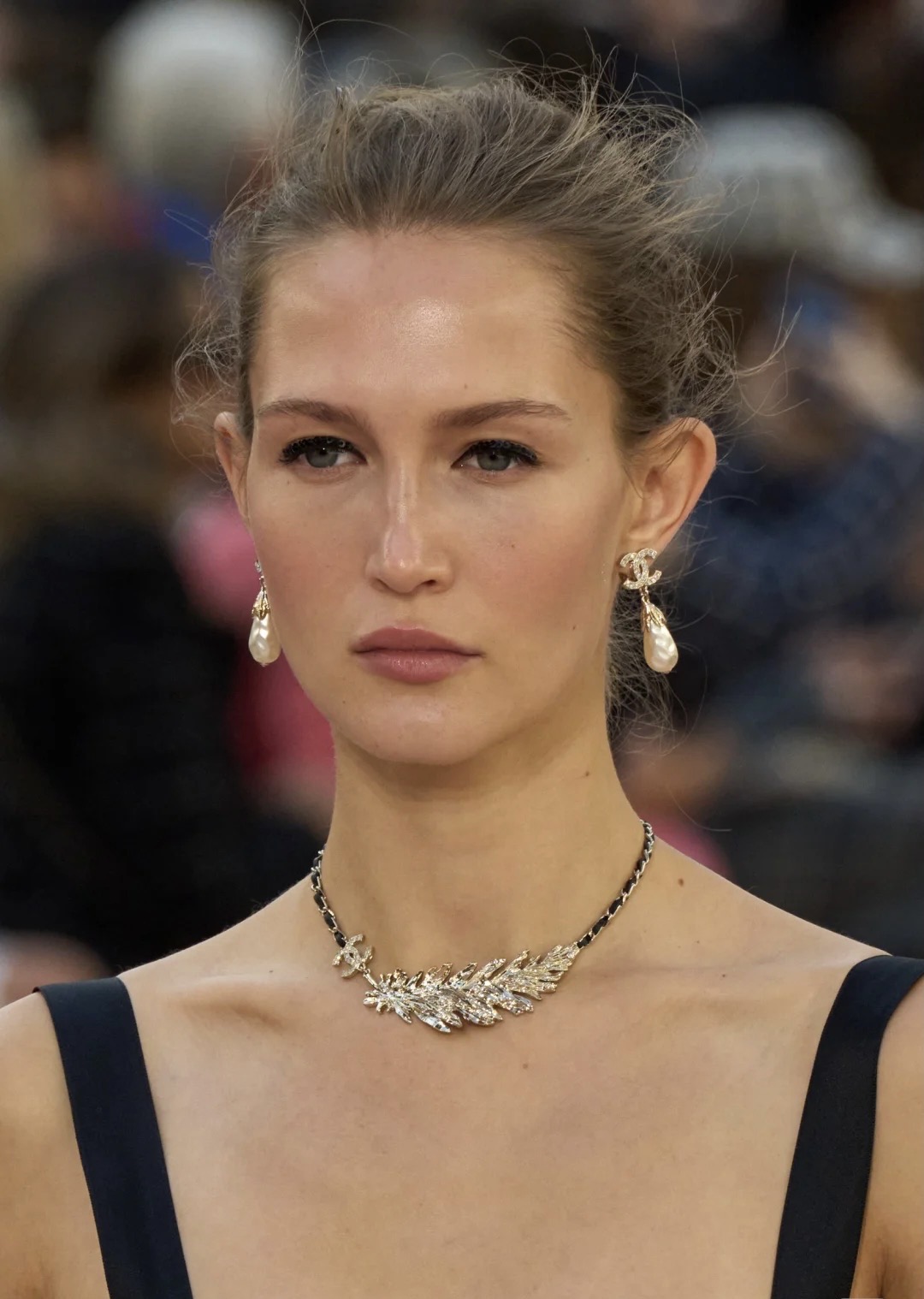 Chanel Vintage Baroque Pearl Dangle Earrings - Original Replica Club
