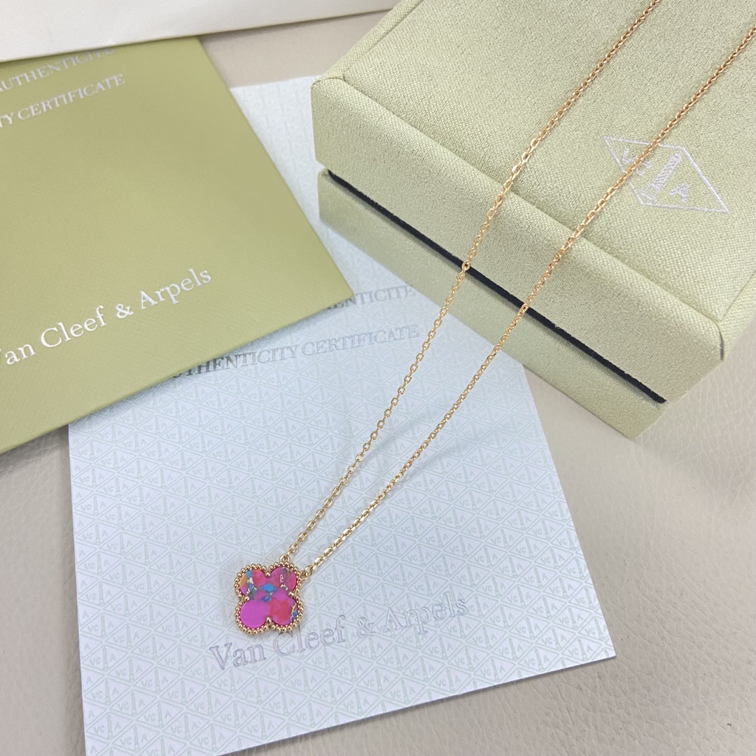 Newest VCA Vintage Alhambra Pendant Necklace - Original Replica Club