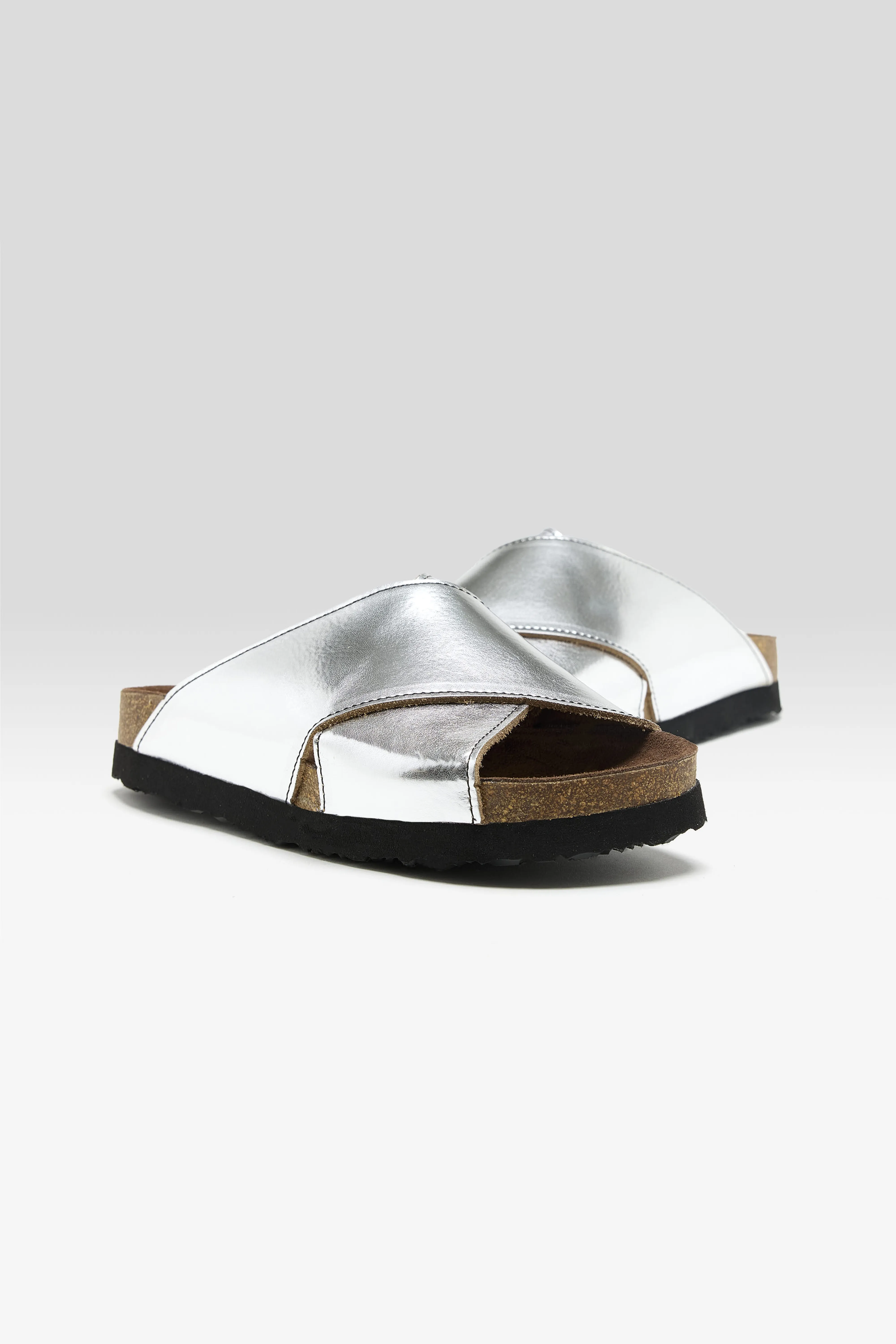 Bellerose Metallic Leather Cross Sandals  (261 / W / SILVER)