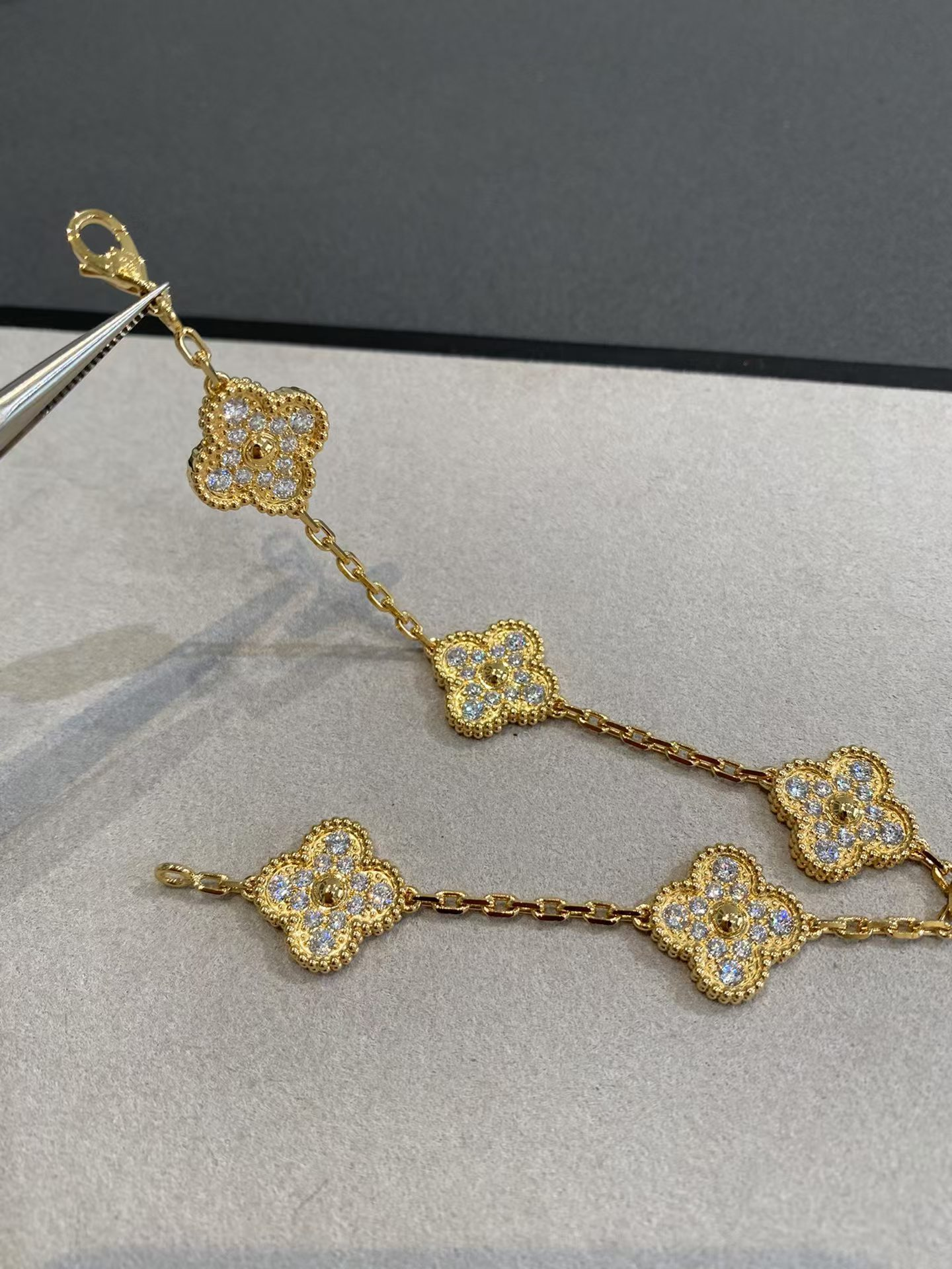 VCA Vintage Alhambra Bracelet in Gold-tone with Paved,5 Motifs - Original Replica Club